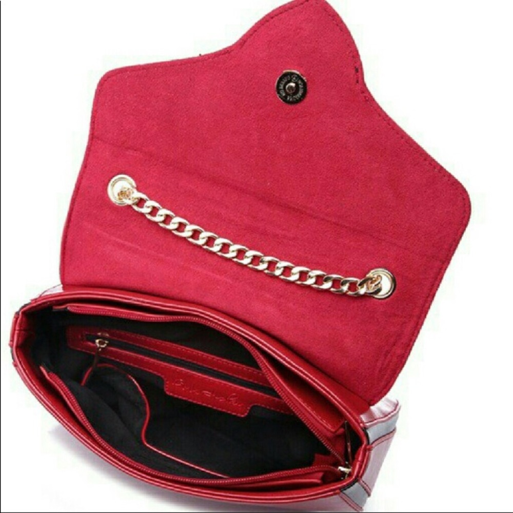 Heart Handbag - Picture 3 of 4